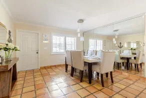 New! Stylish Modern Oasis - Pool - 15 min to Beach - Image 3