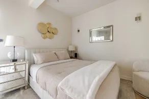 Guest House Roseville Retreat - Image 3