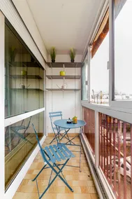 Bright 70 m² 2-bedroom apartment | Free parking | Near Geneva - Image 4