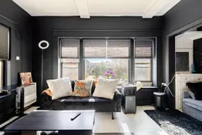 Stylish Downtown LB Flat – Walk to Everything! - Image 2