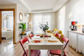 Modern and comfortable • 1000Mbps network • Downtown location - Image 3