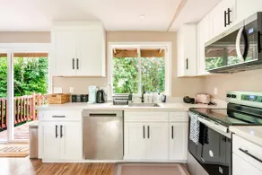 Cozy 2BR Home- 8 min to PAE | Near Highway & More! - Image 5