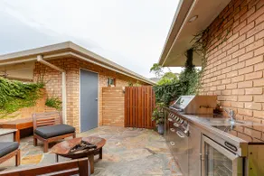 Boat & Fish – Jetty Access + Family Stay - Image 5