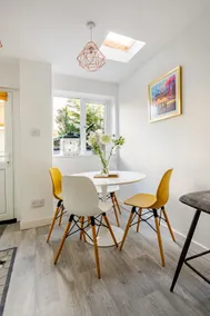The Bonnie Stay Garden Apartment - Image 2