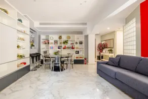 The Roman Residence at Spanish Steps - Image 2