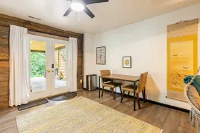 Hoover Mudflats Nature Suite - Image 5