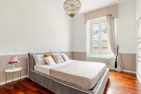 Ravenna Centre Luxury Apartment Piazza del Popolo - Image 3