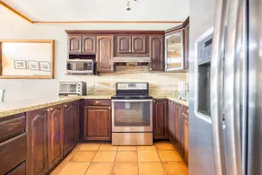 You, Me and the Sea-Beachfront Property! - Image 4