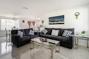 Private Upscale Home Near Tarpon Springs & Beaches - Image 2