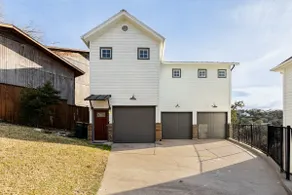 Luxury Westlake Hills 1BR Retreat w/ Infinity Pool - Image 3
