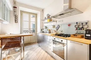 House of Sailboats - Image 3