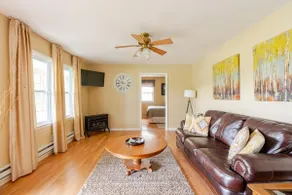 Rocking chair porch in Mills River! Relax - Image 2