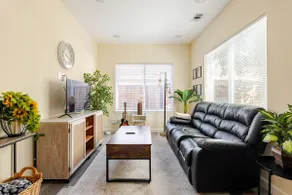 Unit near SJC Airport, Levis Stadium, SAP Center - Image 2