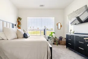 Perfect 3-Bedroom House with Golf & Sunset Views! - Image 4