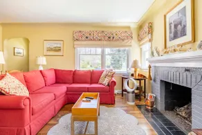 Cozy and Charming Home in DU Area - Image 2