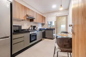 Cozy 3BR 8 Min from CMN | Free Parking + Fast WiFi - Image 5