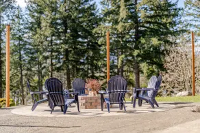 Gorge Landing Spot: Walk to Pubs, Retreat to Trees - Image 3