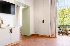 Maison Limisso Luxury Residence In city Center - Image 5