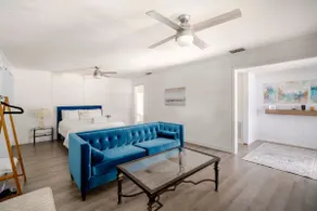 Guest Suite + Pool ~ 2 min from the beach - Image 3