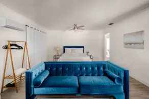 Guest Suite + Pool ~ 2 min from the beach - Image 5