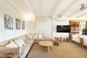 AZURE - BEACH HOUSE ON THE BEACH - Image 3
