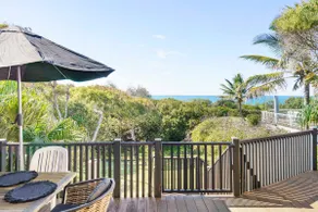 AZURE - BEACH HOUSE ON THE BEACH - Image 2
