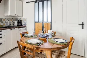 Saint-Tropez-style terrace apartment - Image 5