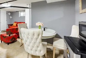 Pvt 1BR apt. Kitchen. Near NYC, EWT, MetLife. - Image 3
