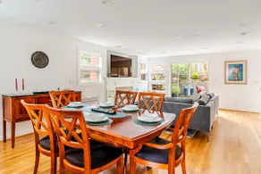 Lux SandPoint Retreat | 3 Bed, AC | Near Hospitals - Image 2