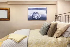 Renovated 1 BD/1 BA Capitol Hill In-Law-Suite - Image 5