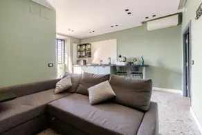 Fly Napoli Stay | 8 Min Walk to Airport - Image 2