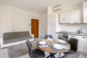 [Milan City Center in 10 min] M1 2 min away + WiFi + Parking - Image 5