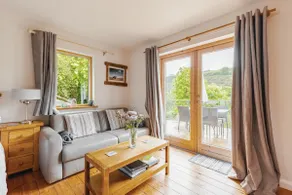 'Driftwood' is a 15 minute walk to Bantham beach. - Image 5