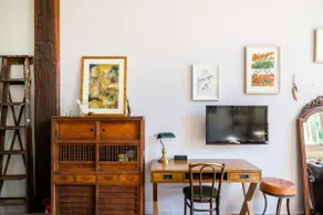 Re-Imagined Flat in Historic Architecture Building - Image 3