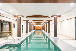 Re-Imagined Flat in Historic Architecture Building - Image 4