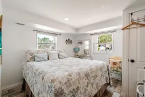 Las Palmas Beach Rentals unit 2 - Image 2