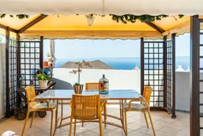 Villa med uppvärmd privat pool, luftkonditionering och fantastisk havsutsikt - Image 3