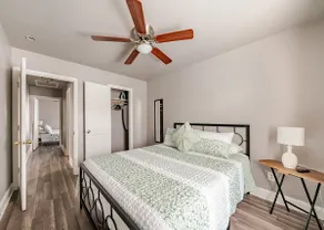Upstairs Retreat Near UofH TSU Downtown & Midtown - Image 4