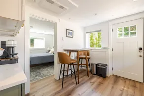 Bright basement apartment in Columbia City - Image 2