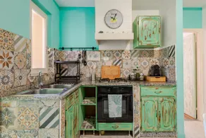 Three-room apartment just a stone's throw from the beach - Image 5
