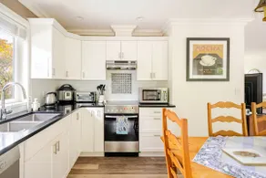 Carriage House in Belcarra, Vancouver, BC Canada - Image 3