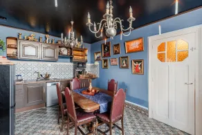 La Demeure des Reliques | Magical House & Movie Theater - Image 2