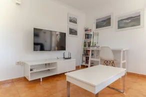 Garden Loft - Ideal for Couples - 600m to Beach - Image 5