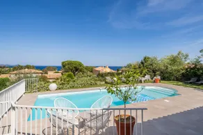 Villa with pool and view - Image 2