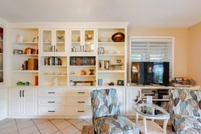 Stunning private waterfront suite - Image 4
