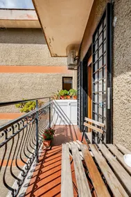 Studio near Vatican • Balcony • 10 min St Peter - Image 4