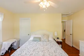 Scottsville Downtown Bungalow - Image 4