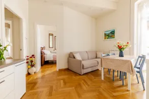5TERRE clean, cozy and ideally located - Image 2