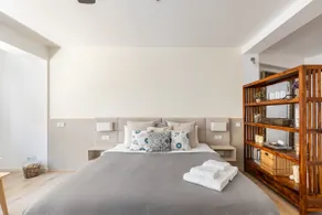 Large Bright Modern Studio in Málaga Soho - Image 2