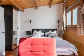 Carlton Cabin - 7mins to Airport and Ryanair HQ - Image 5